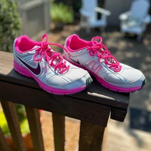Nike Air Relentless 3 Womens Running Shoes 9.5